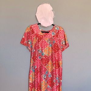 Multicolored Floral Nightgown and White Bonnet